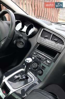 Peugeot 5008 2010 Peugeot 5008 2010