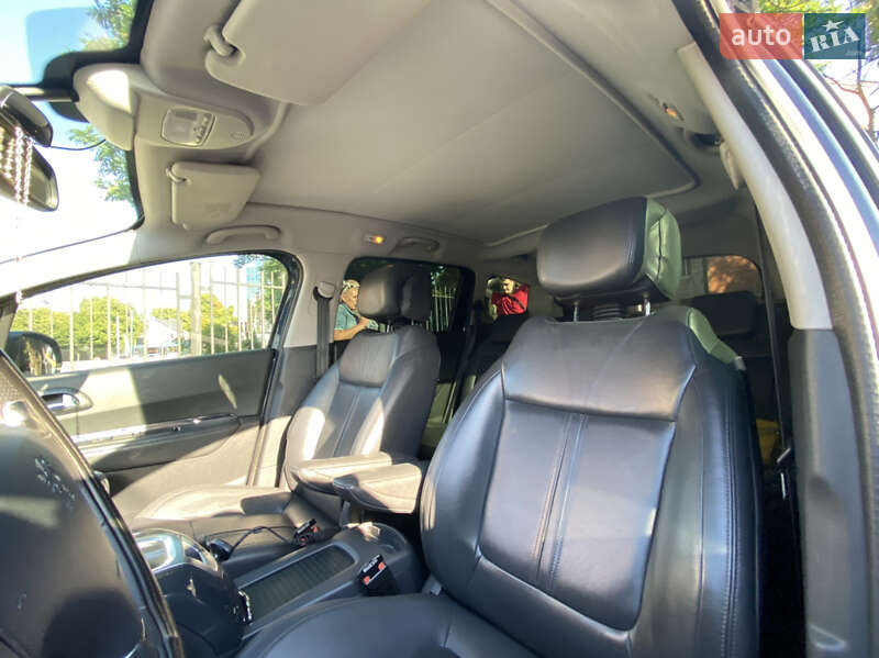 Універсал Peugeot 5008 2013 в Покровську