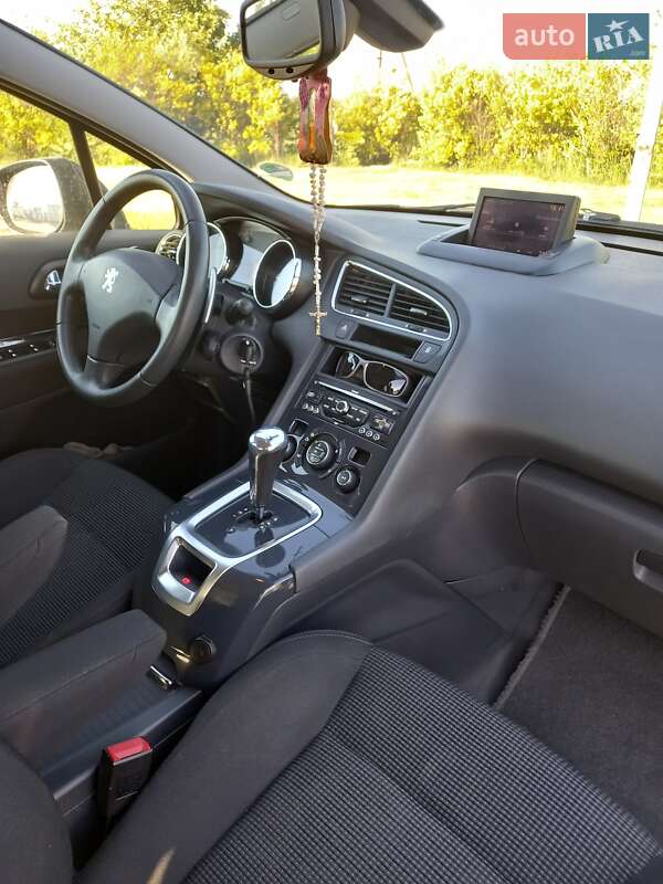 Мікровен Peugeot 5008 2009 в Коломиї