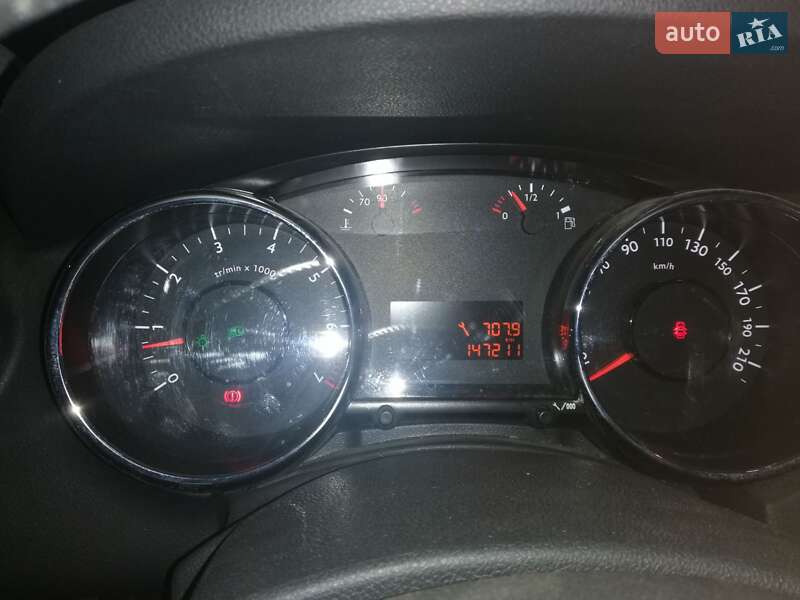 Мінівен Peugeot 5008 2012 в Львові