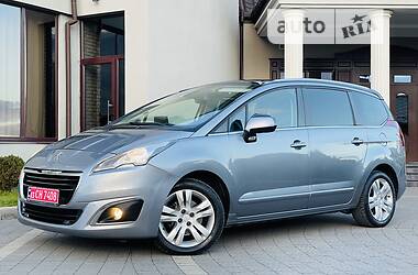 Минивэн Peugeot 5008 2016 в 