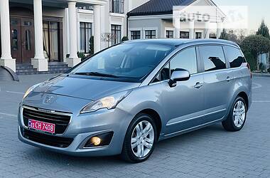 Минивэн Peugeot 5008 2016 в 