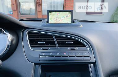 Минивэн Peugeot 5008 2016 в 