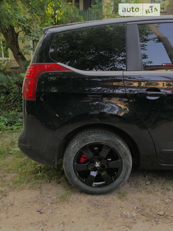 Мікровен Peugeot 5008 2010 в Івано-Франківську