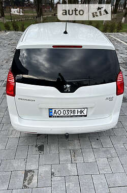 Минивэн Peugeot 5008 2012 в Тячеве