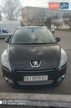 Peugeot 5008 2011