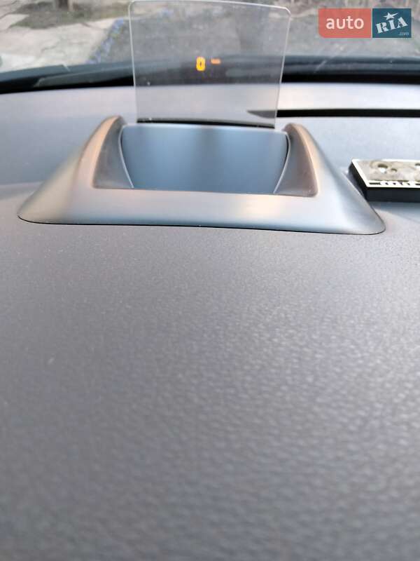 Микровэн Peugeot 5008 2011 в Чернигове