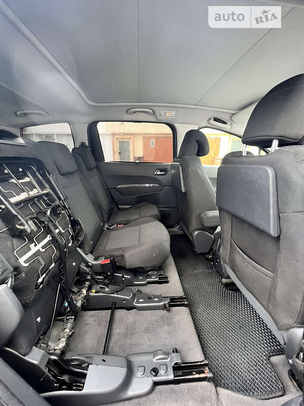 Мікровен Peugeot 5008 2010 в Івано-Франківську
