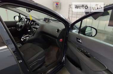 Микровэн Peugeot 5008 2014 в 