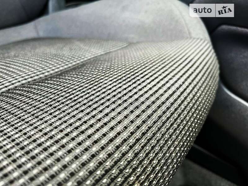 Микровэн Peugeot 5008 2016 в Днепре