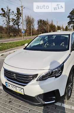 Peugeot 5008 2019