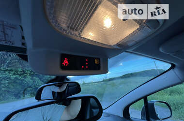 Микровэн Peugeot 5008 2013 в 