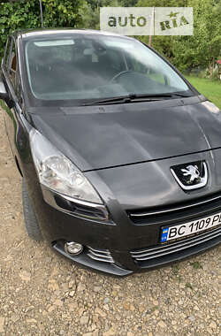 Микровэн Peugeot 5008 2011 в Старом Самборе