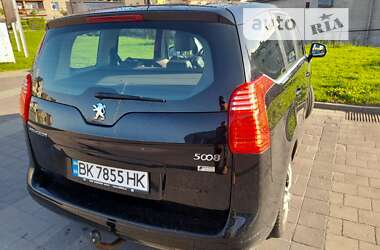 Мікровен Peugeot 5008 2010 в Рівному