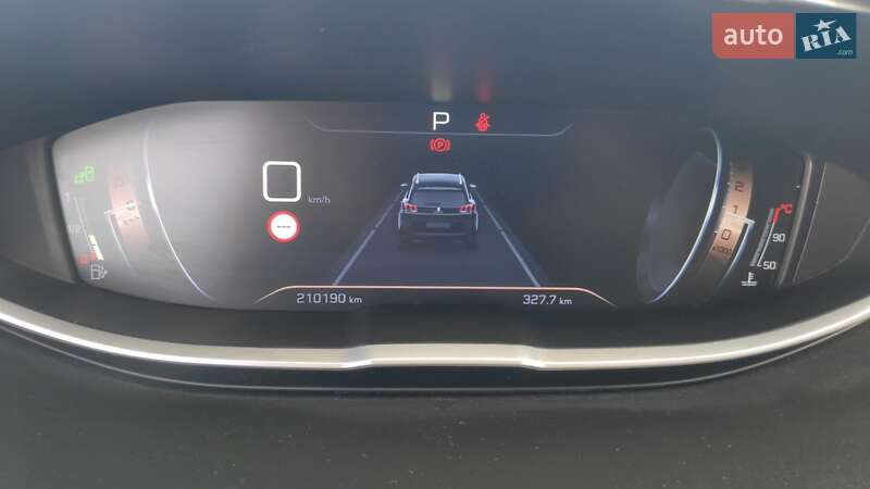 Позашляховик / Кросовер Peugeot 5008 2017 в Львові фото 23 Позашляховик / Кросовер Peugeot 5008 2017 в Львові