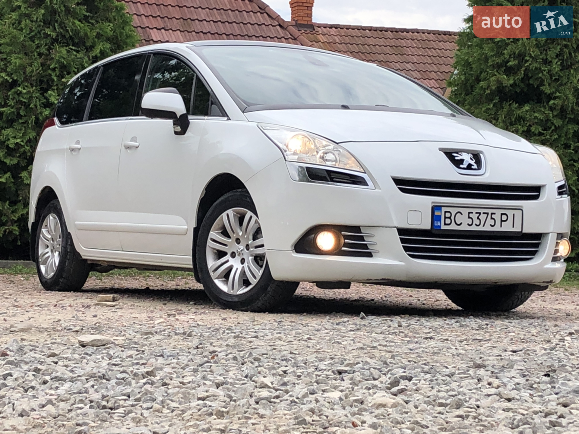 2010 Peugeot 5008 - мініатюра 10