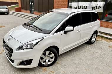 Peugeot 5008 2015 Peugeot 5008 2015