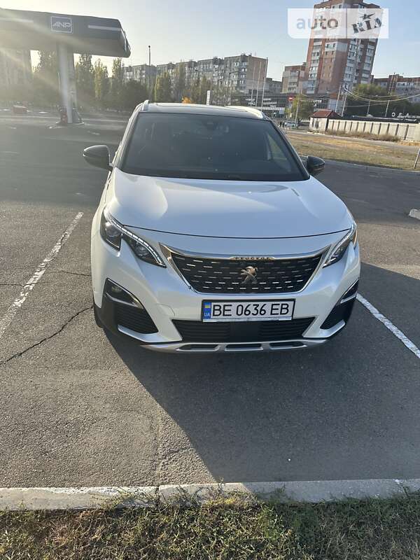 Позашляховик / Кросовер Peugeot 5008 2018 в Миколаєві