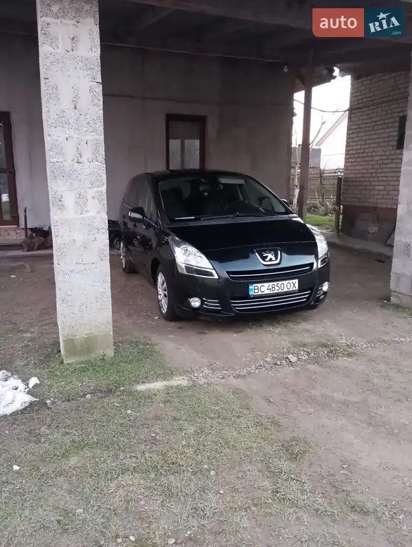 Peugeot 5008