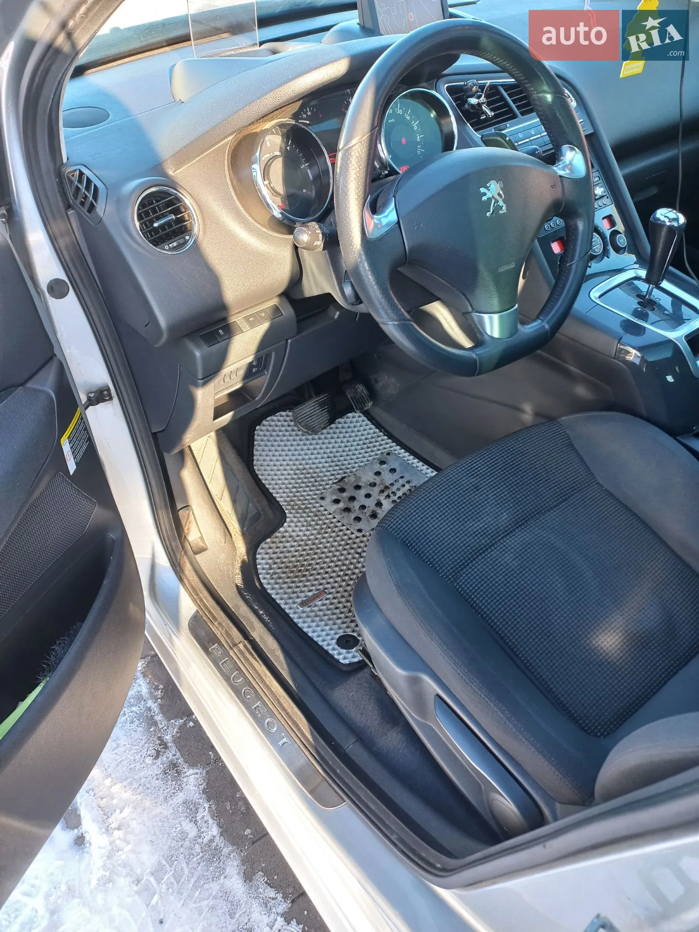 2014 Peugeot 5008 - мініатюра 3