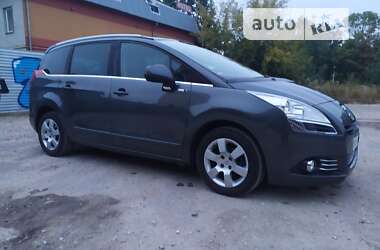 Микровэн Peugeot 5008 2013 в Тернополе