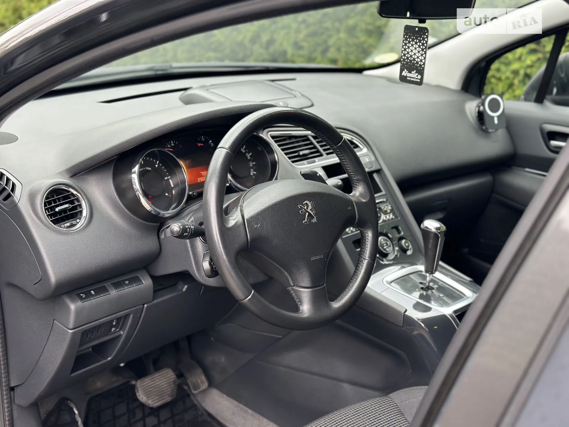 2014 Peugeot 5008 - мініатюра 12