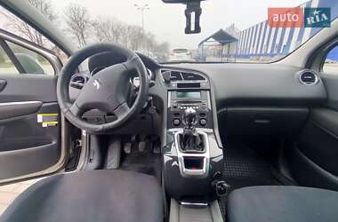 Мікровен Peugeot 5008 2010 в 