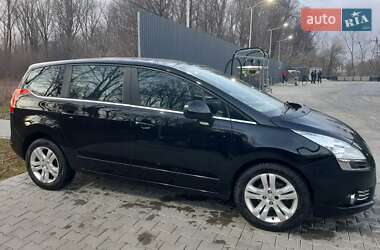 Мікровен Peugeot 5008 2013 в Дрогобичі