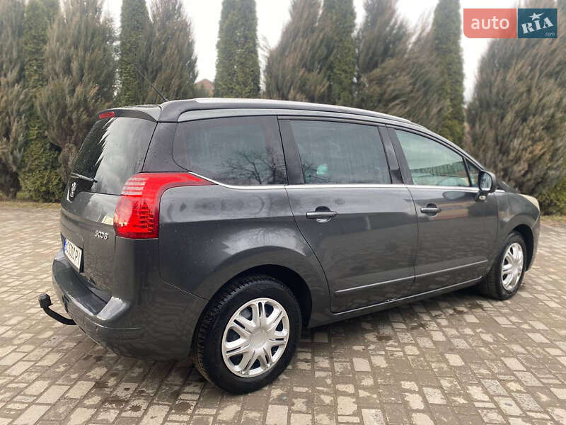 Мікровен Peugeot 5008 2010 в Самборі