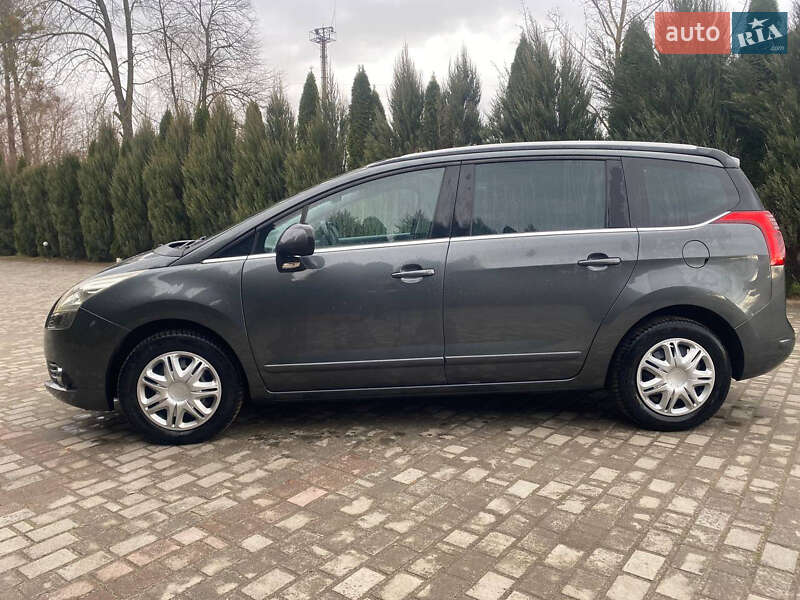 Мікровен Peugeot 5008 2010 в Самборі