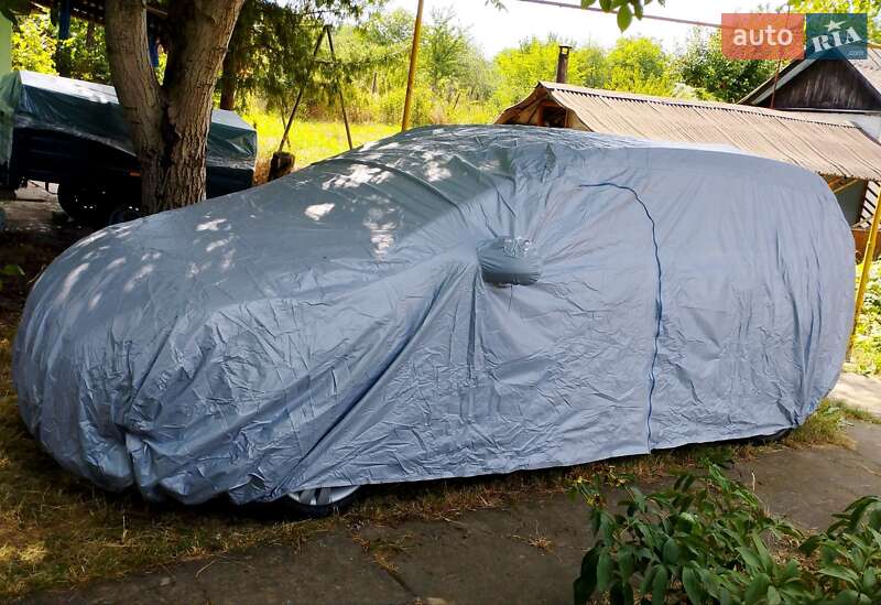 Микровэн Peugeot 5008 2011 в Киеве