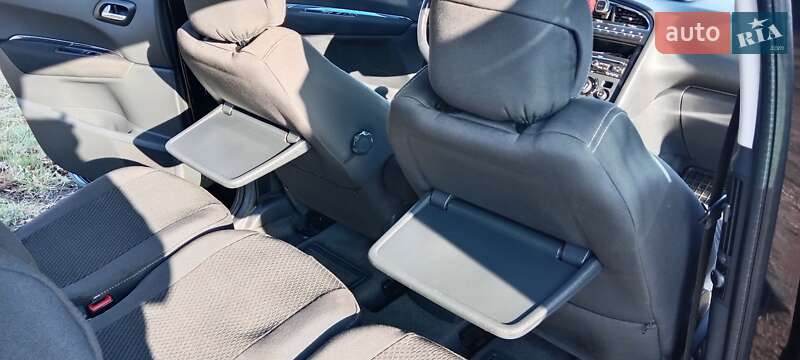 Мікровен Peugeot 5008 2010 в Шептицькому