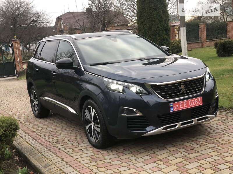 Позашляховик / Кросовер Peugeot 5008 2018 в Луцьку