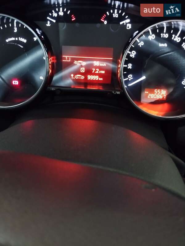 Микровэн Peugeot 5008 2011 в Киеве