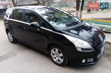 Peugeot 5008 2012