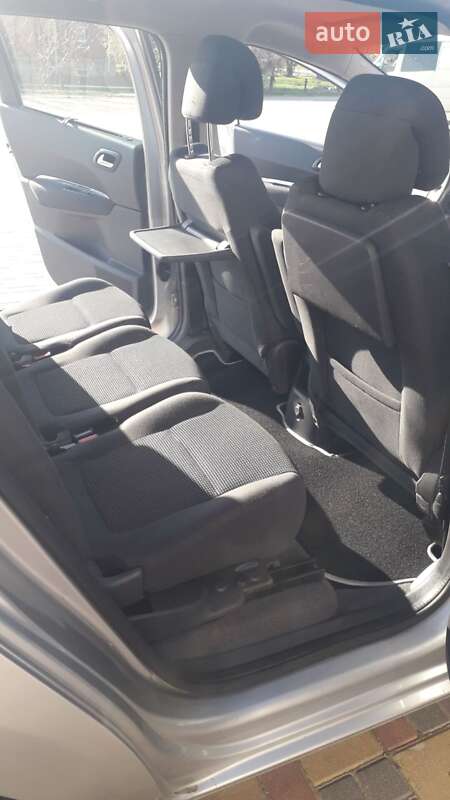 Мікровен Peugeot 5008 2013 в Гайсину