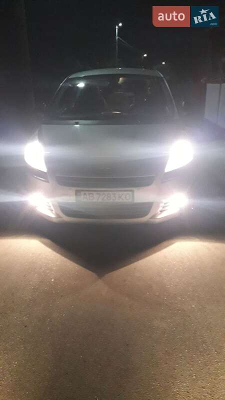 Мікровен Peugeot 5008 2013 в Гайсину