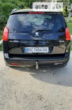 Микровэн Peugeot 5008 2011 в Львове