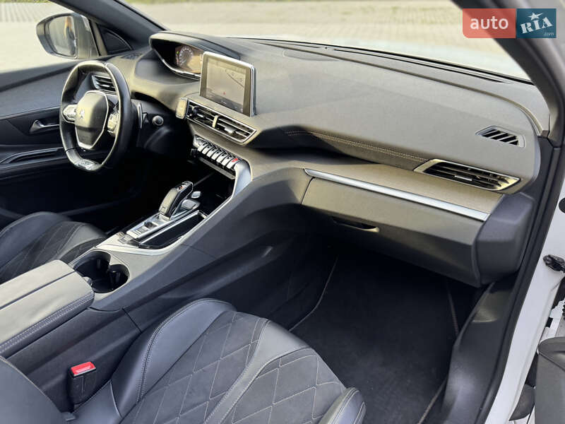 Позашляховик / Кросовер Peugeot 5008 2018 в Хмельницькому