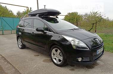 Микровэн Peugeot 5008 2013 в Днепре