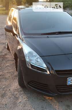 Микровэн Peugeot 5008 2011 в Стрые