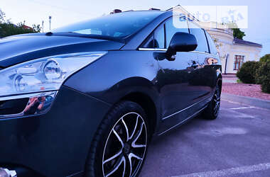 Микровэн Peugeot 5008 2010 в Бердичеве