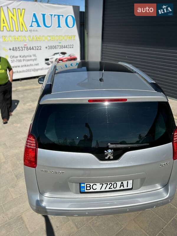 Мікровен Peugeot 5008 2011 в Самборі