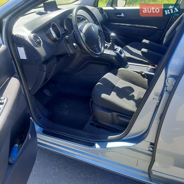 Мікровен Peugeot 5008 2009 в Горішніх Плавнях