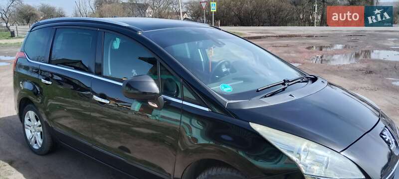 Мікровен Peugeot 5008 2010 в Шептицькому