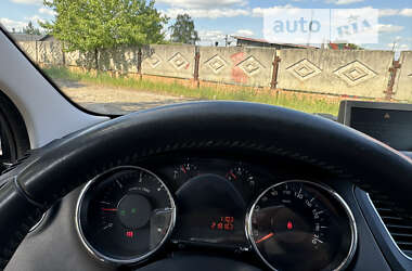 Микровэн Peugeot 5008 2012 в Стрые