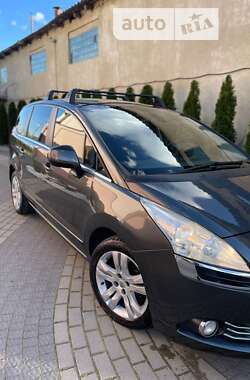 Микровэн Peugeot 5008 2011 в Стрые