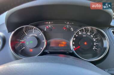 Мікровен Peugeot 5008 2013 в Стрию