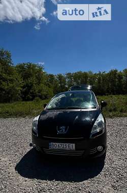 Микровэн Peugeot 5008 2012 в Тернополе