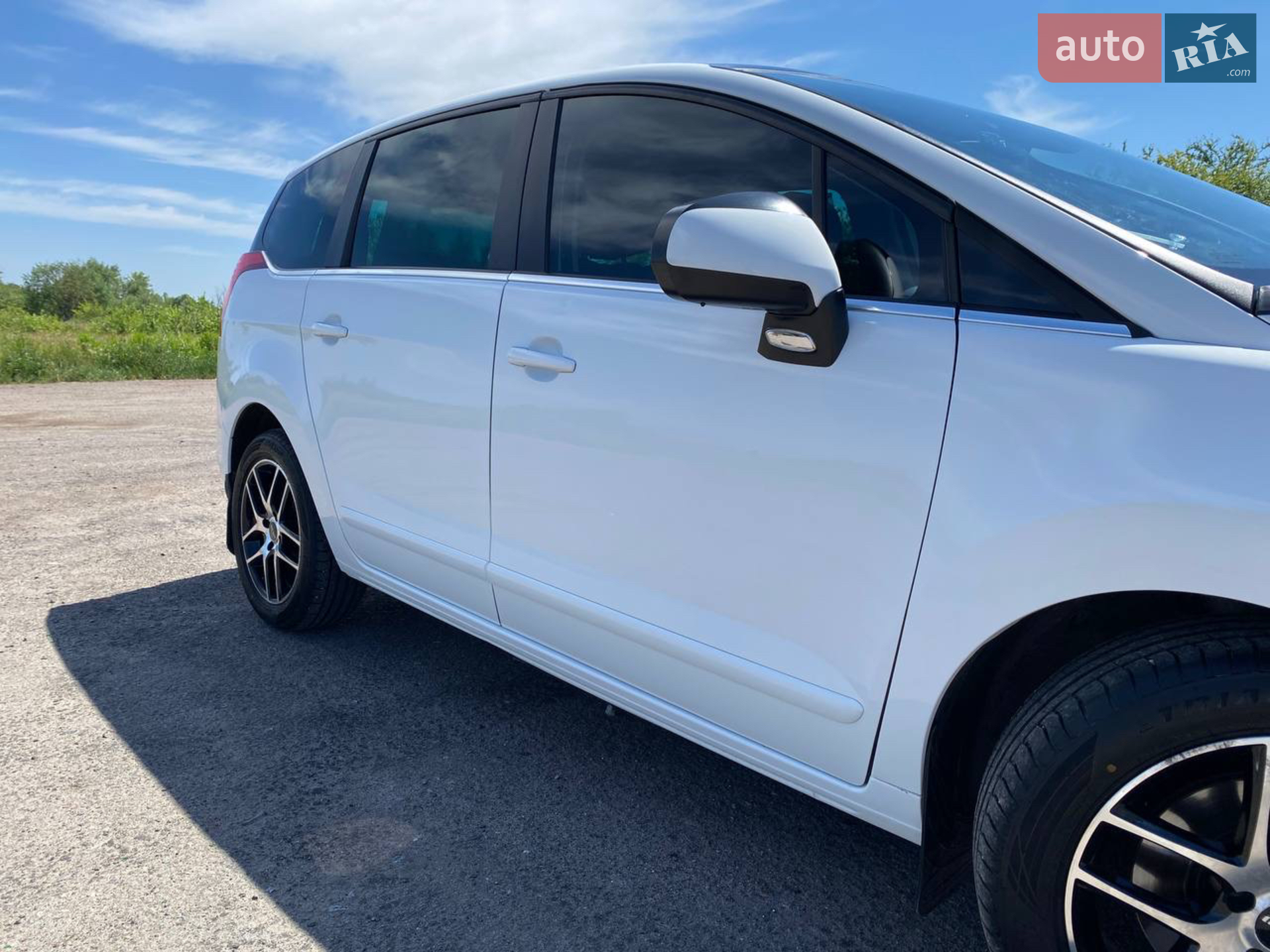 Peugeot 5008 2013 VIN VF30ARHE8DS009268 фото оголошення 6 з 56